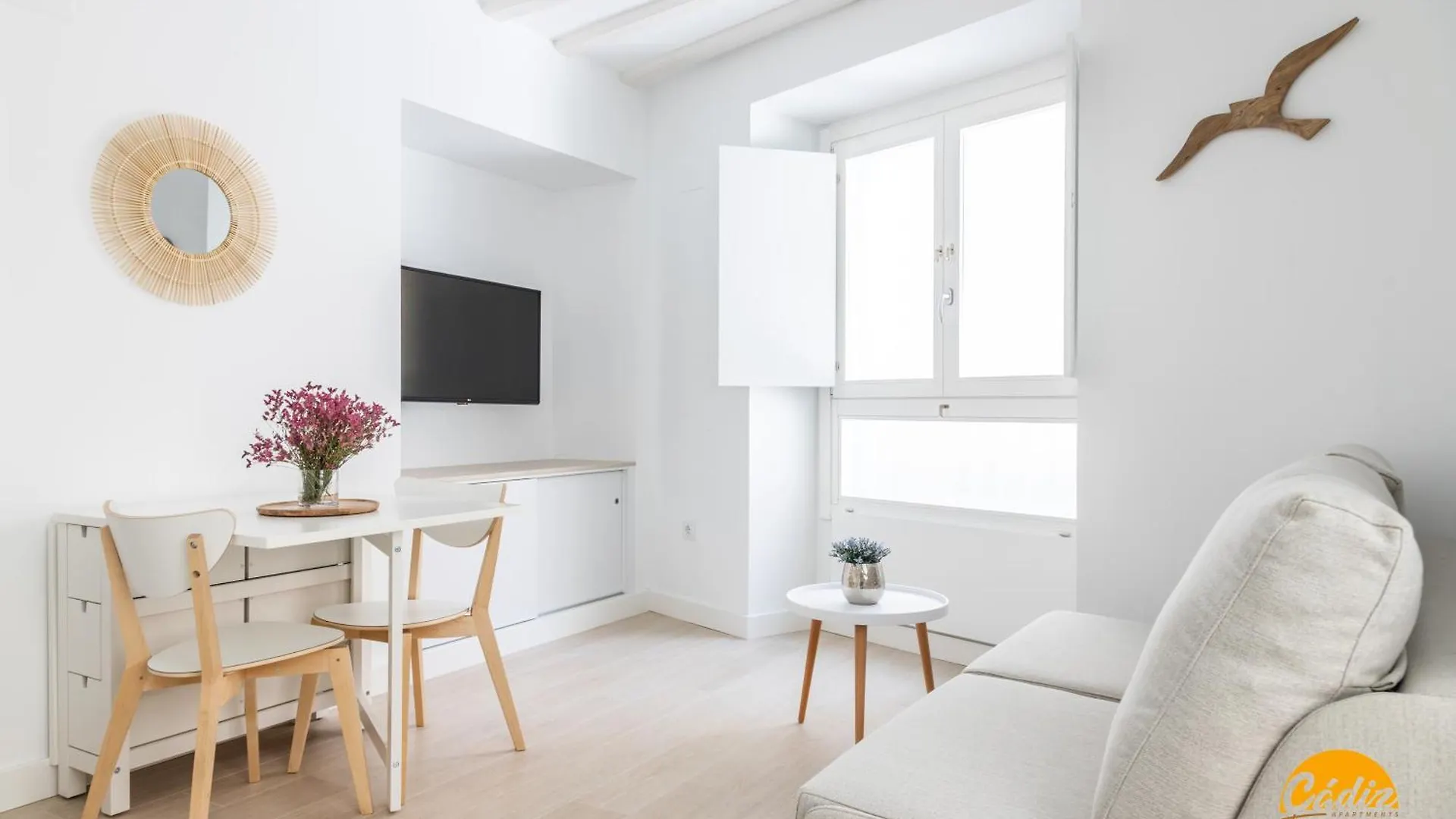 Villalobos By Cadiz Time Apartment