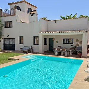 Vakantiehuis Guadaira, House With Pool In Seville Southern Spain, Alcalá de Guadaira